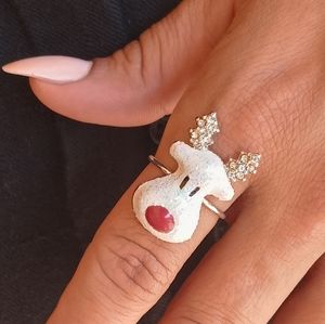 Gorgeous white Rudolph ring